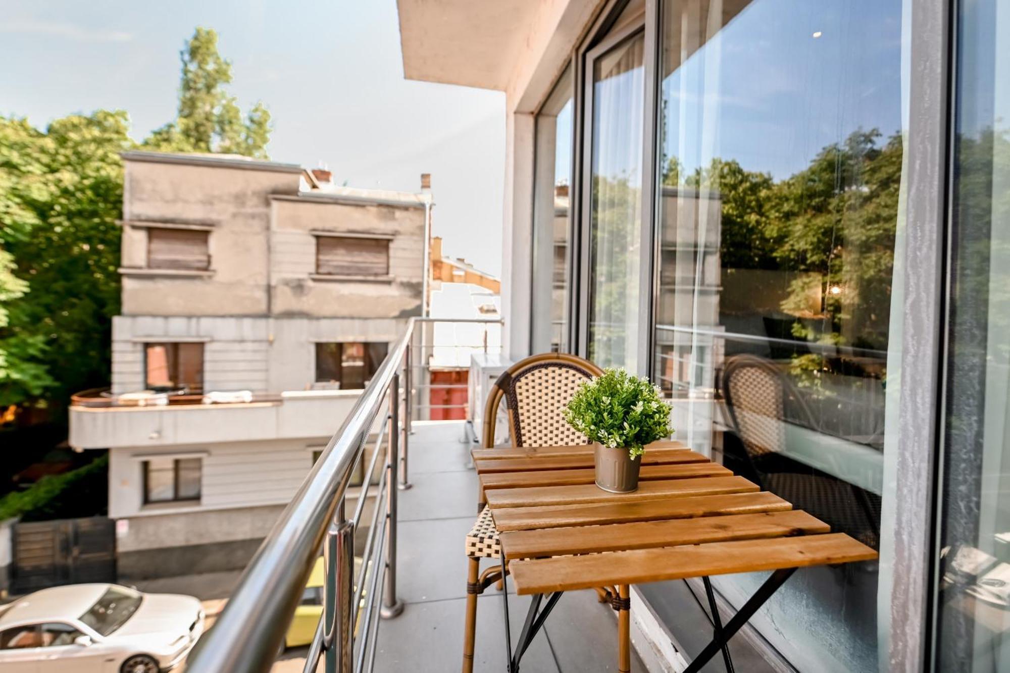 Urban Elegance - Stylish Central Accommodation Bukarest Værelse billede