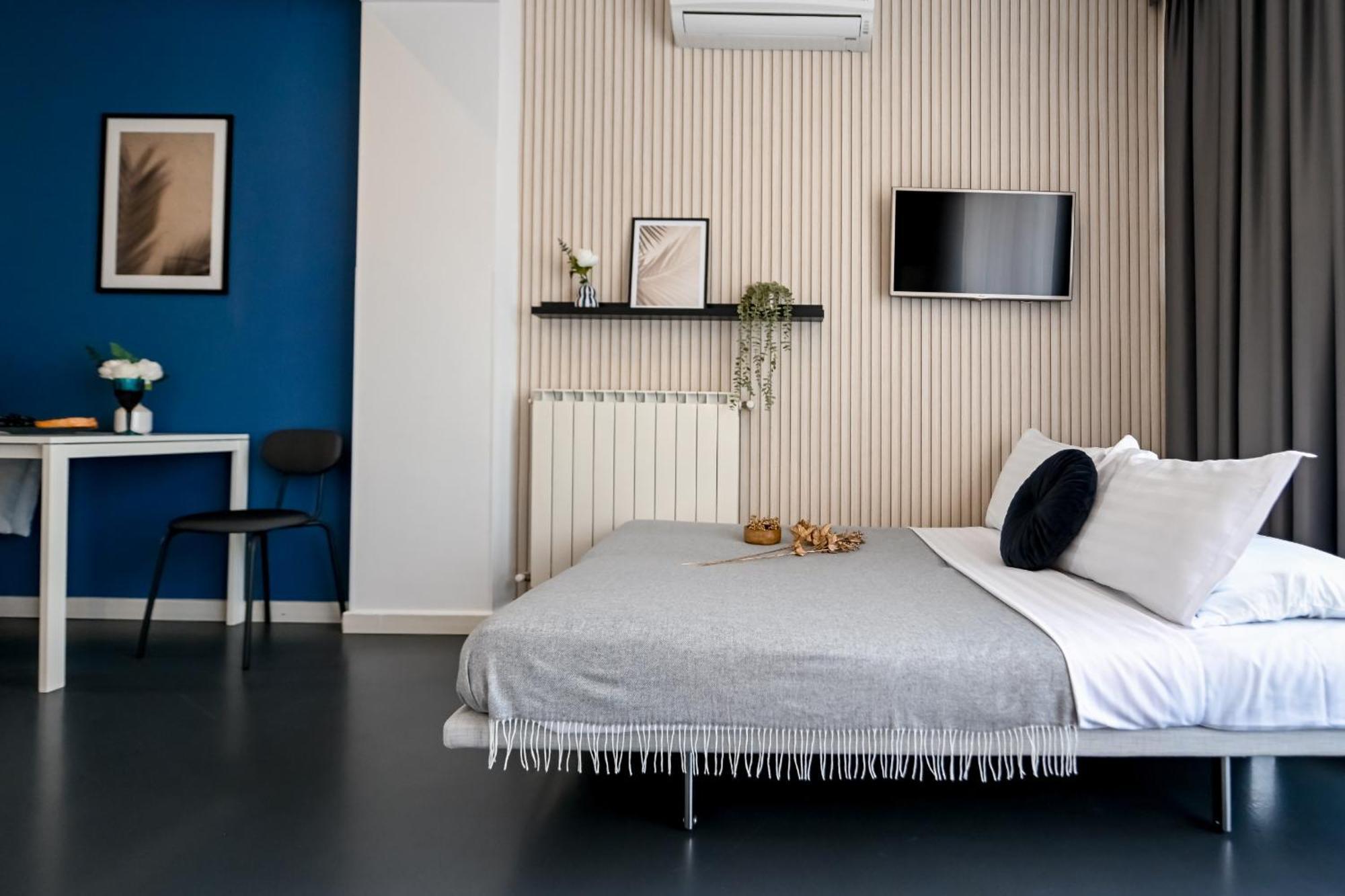 Urban Elegance - Stylish Central Accommodation Bukarest Værelse billede