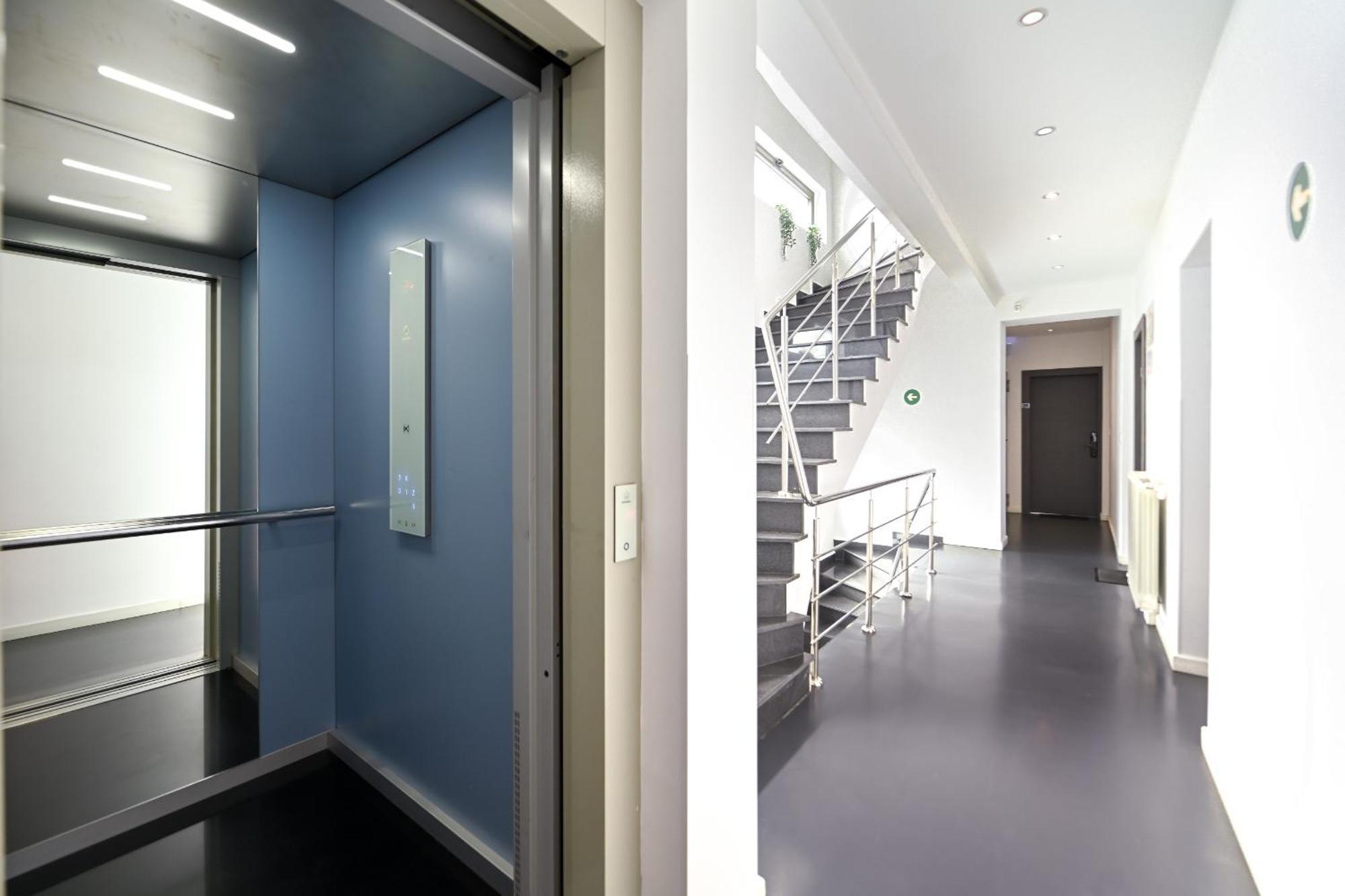 Urban Elegance - Stylish Central Accommodation Bukarest Eksteriør billede