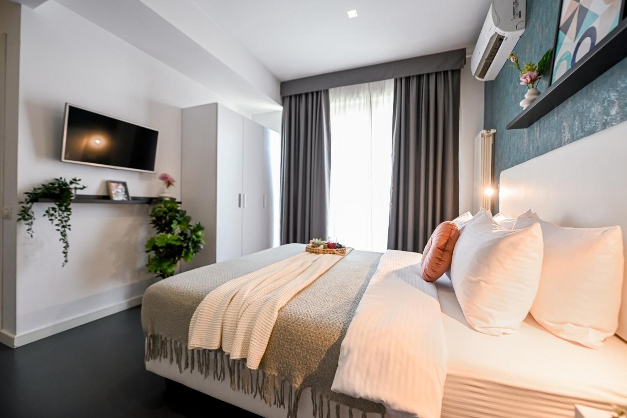 Urban Elegance - Stylish Central Accommodation Bukarest Værelse billede