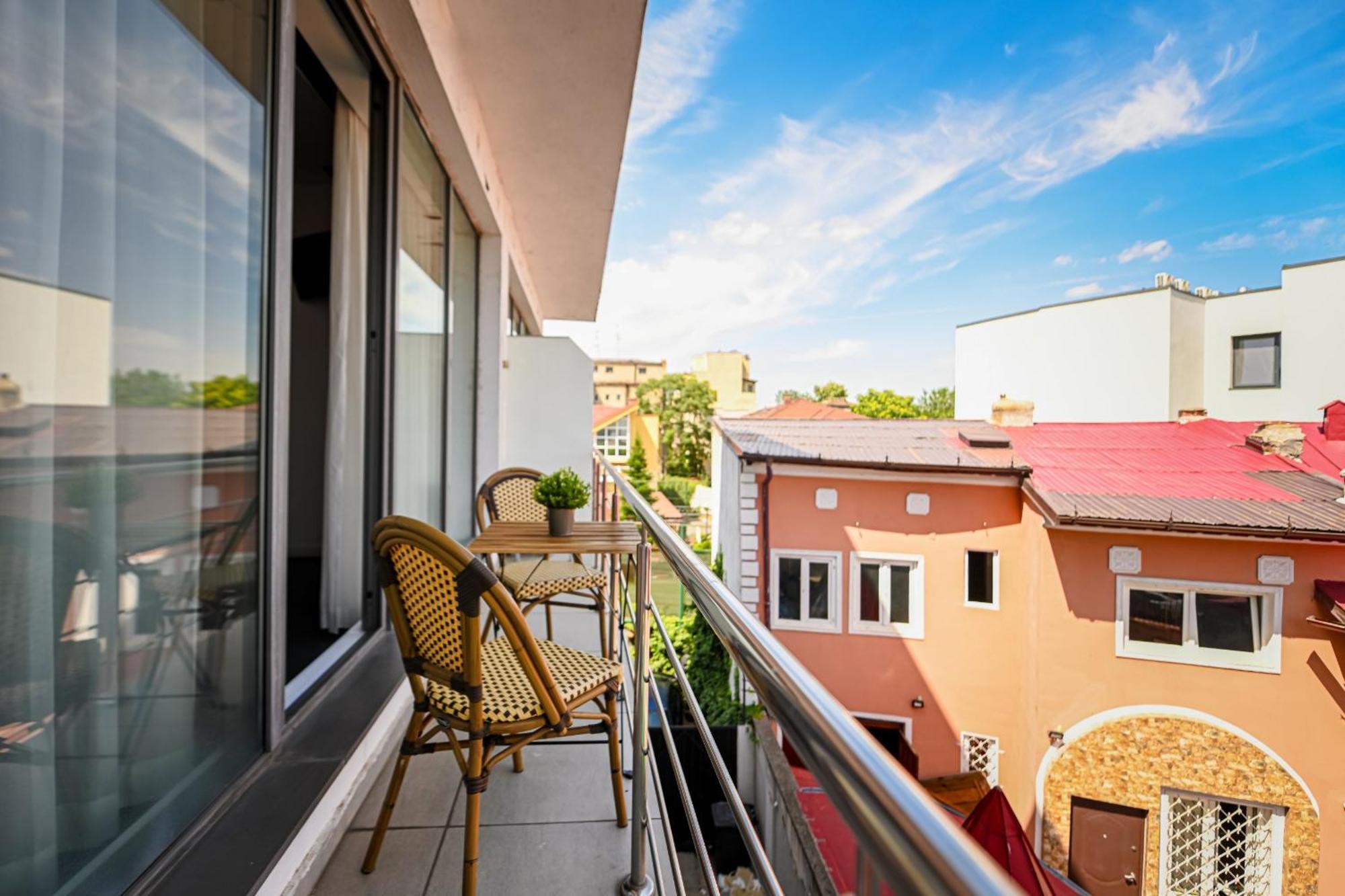 Urban Elegance - Stylish Central Accommodation Bukarest Eksteriør billede