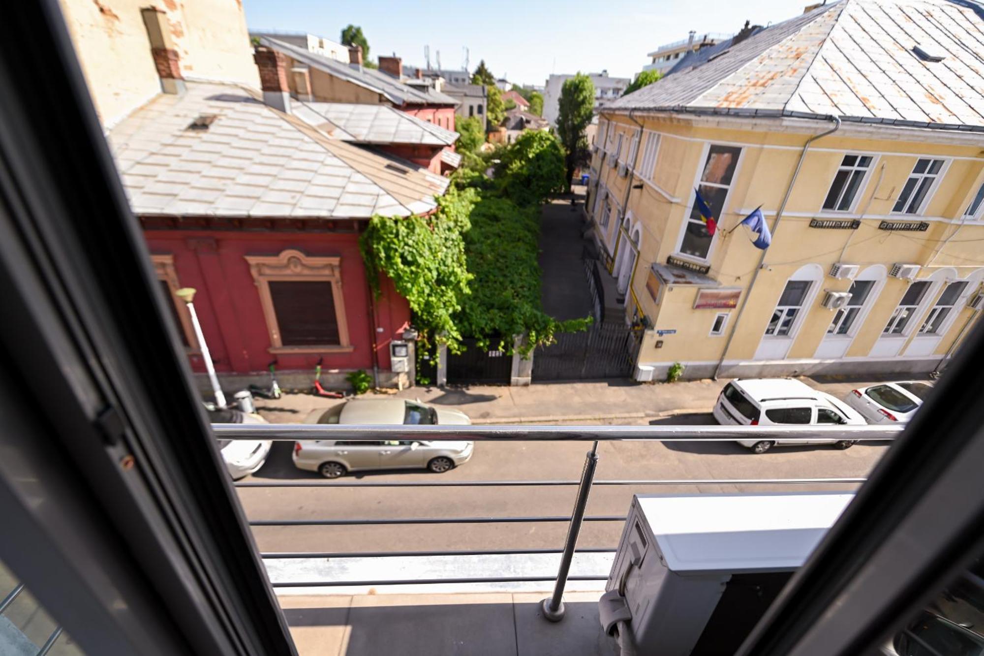 Urban Elegance - Stylish Central Accommodation Bukarest Værelse billede